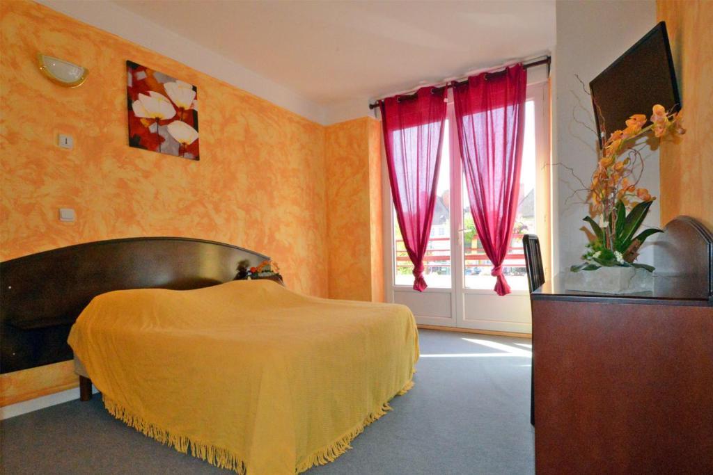Hotel Le Saint Vorles Châtillon-sur-Seine Zimmer foto