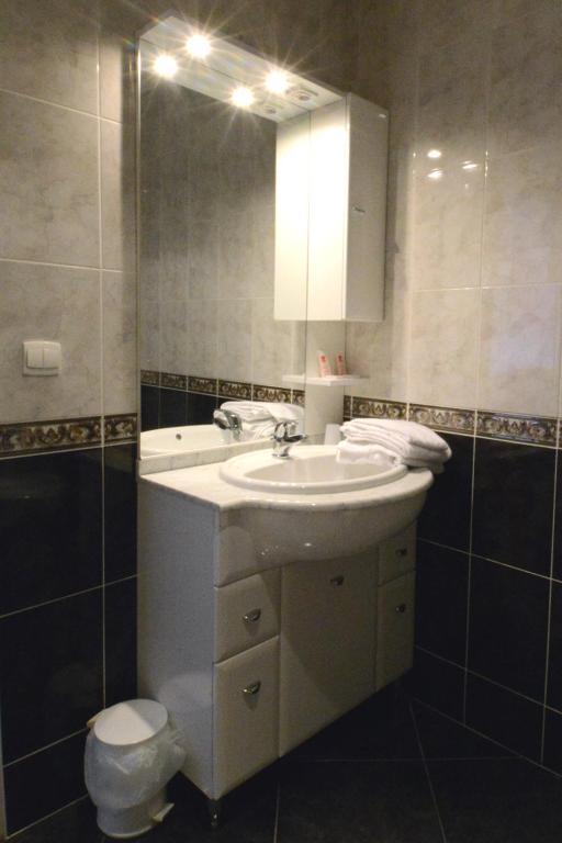 Hotel Le Saint Vorles Châtillon-sur-Seine Zimmer foto